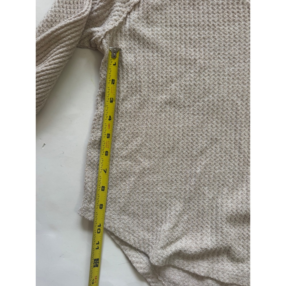 American Eagle Soft & Sexy Plush Waffle Knit V-Neck Top Beige Small - Picture 4 of 7